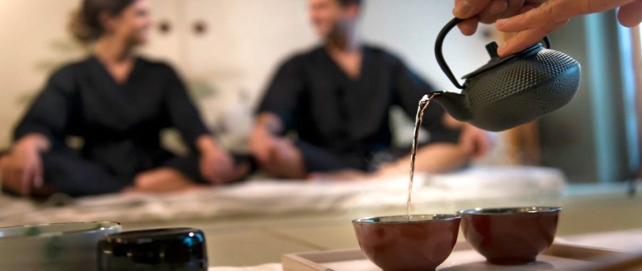 serve kukicha in hotel and bar semper tea