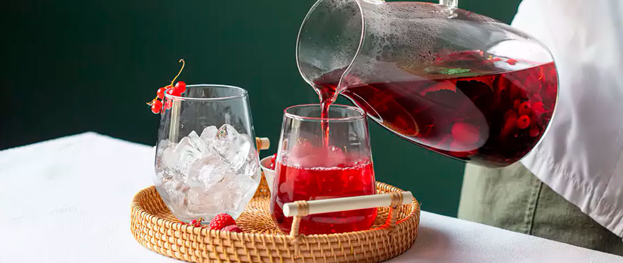 Recette rafraîchissante de thé glacé aux fruits