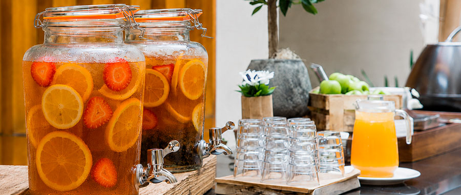 Cold Brew Tea fuer Hotels Buffets Wellnessbereiche und Willkommensgetraenke Semper Tea